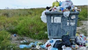 Frivillige kan få hjælp til at fjerne affald fra danske strande