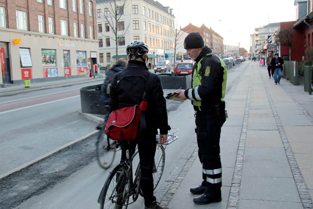 Landsdækkende cykel- og knallertkontrol i uge 43 foto: Politiet