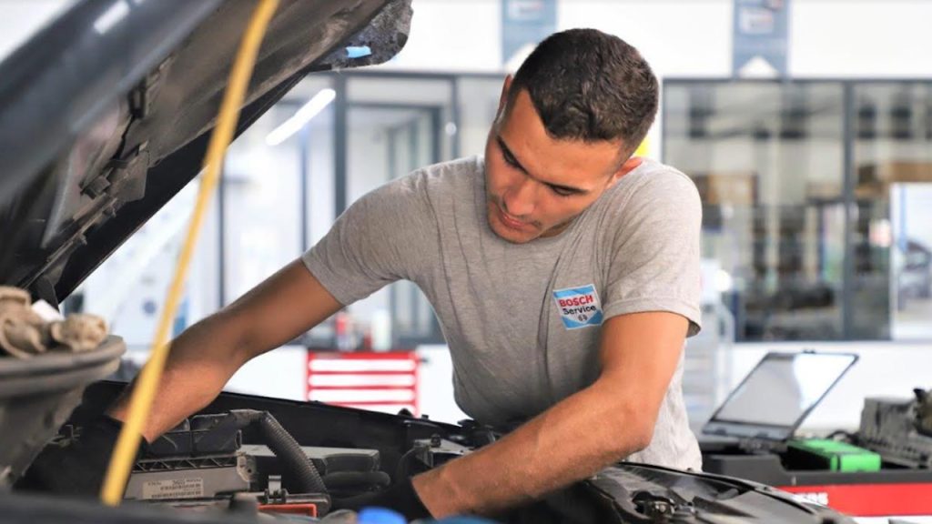 Autoværksted i Hvide Sande tager affaldssorteringen til næste niveau foto: Bosch Service