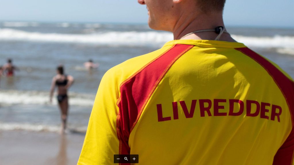 Livreddere på stranden - TrygFonden Kystlivredning