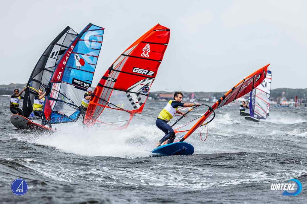 WATERZ : Europas bedste windsurfere sætter kurs mod Hvide Sande